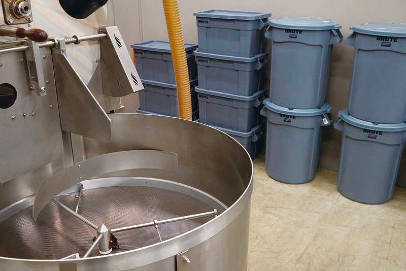 ブルートコンテナとトートボックス